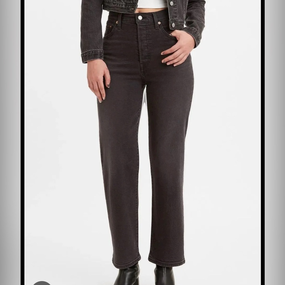 Levi’s high rise regular jeans